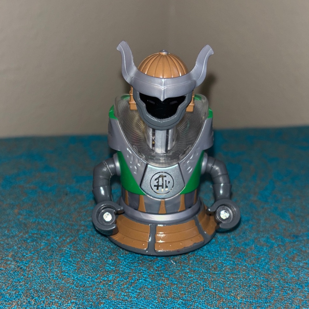 HEXBUG Micro Titans Vortex RC Brawler Bot Viking Replacement Figure